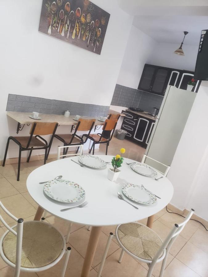Hostel Split Rock Tirana Zewnętrze zdjęcie