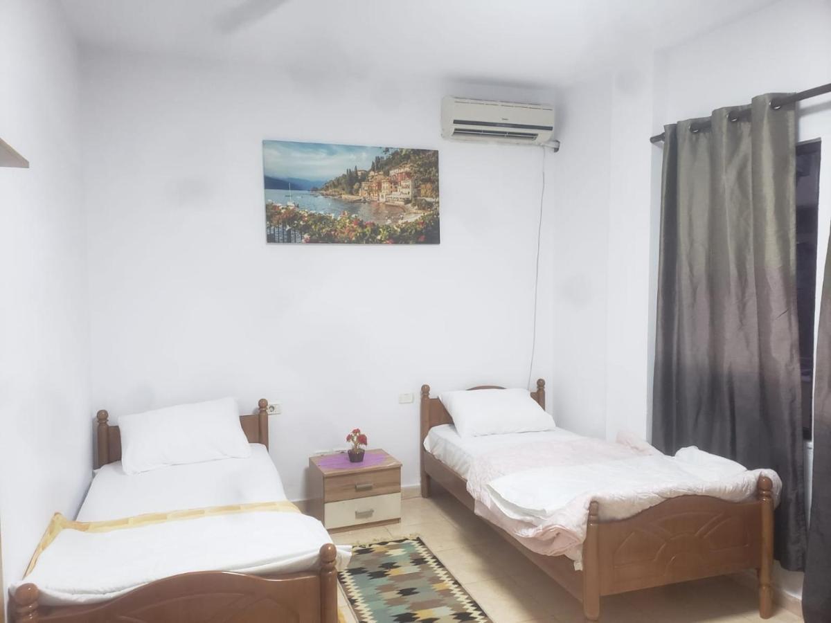 Hostel Split Rock Tirana Zewnętrze zdjęcie