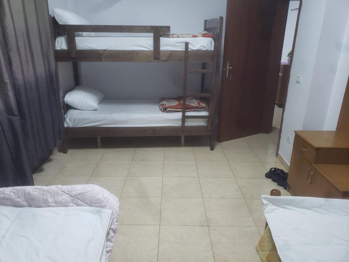 Hostel Split Rock Tirana Zewnętrze zdjęcie