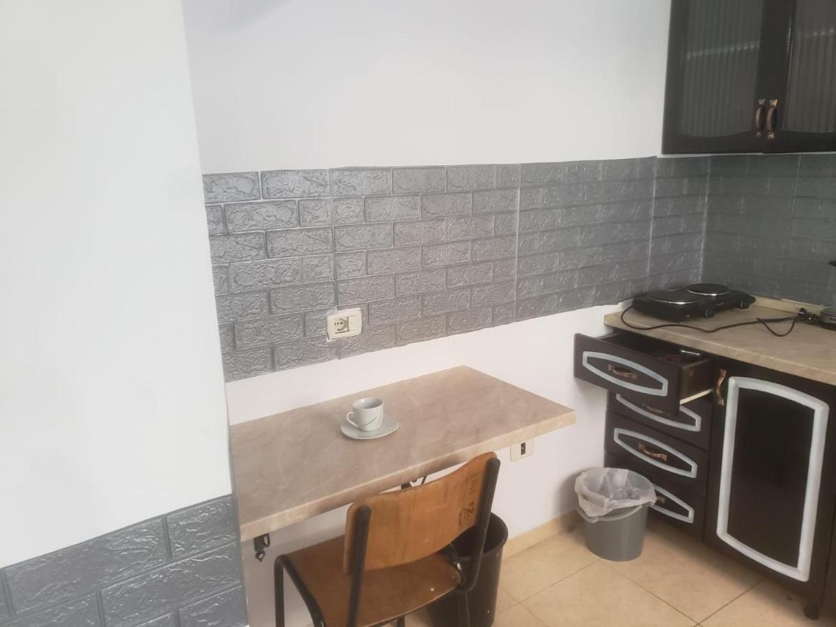 Hostel Split Rock Tirana Zewnętrze zdjęcie
