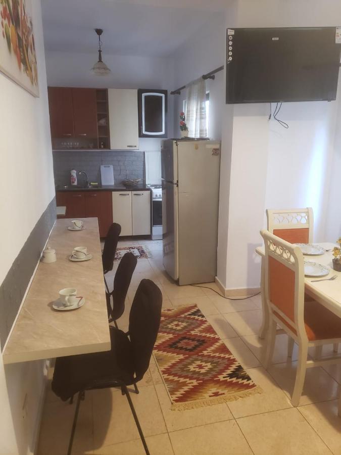 Hostel Split Rock Tirana Zewnętrze zdjęcie